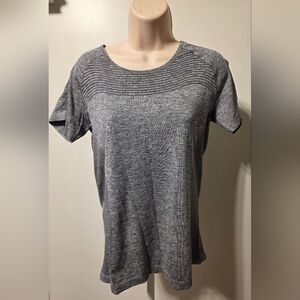Nike Dri-Fit Short Sleeve Knit Top